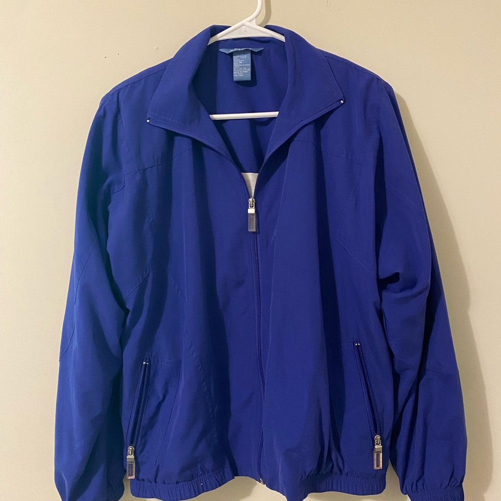 Koret Blue Windbreaker Jacket with Classic Collar and Relaxed Fit
